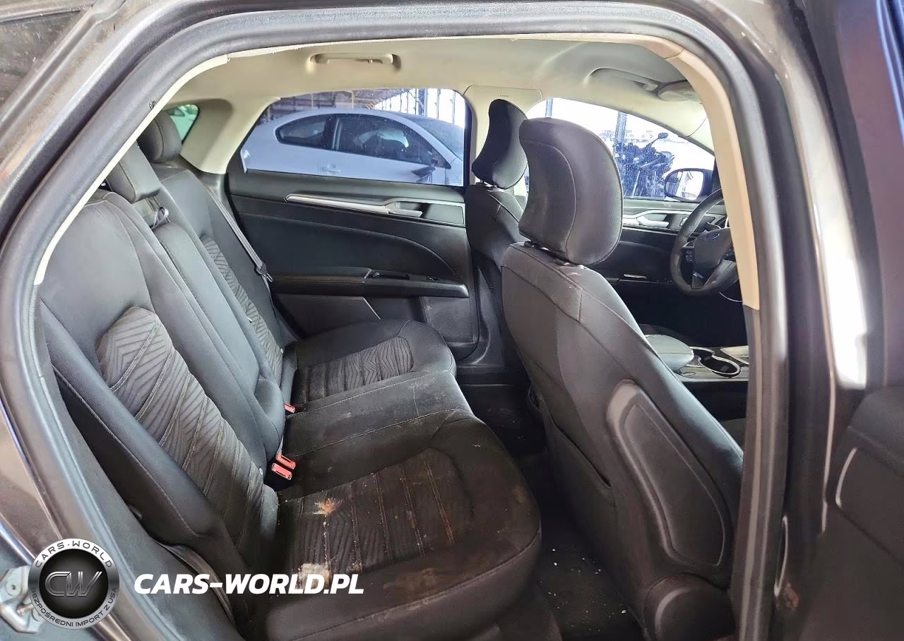 2016 Ford Fusion Se VIN:3FA6P0H75GR304674 - 10