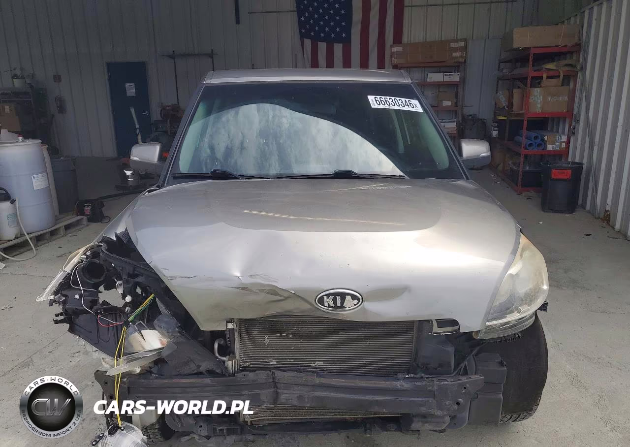 2012 Kia Soul + VIN:KNDJT2A63C7385706 - 5