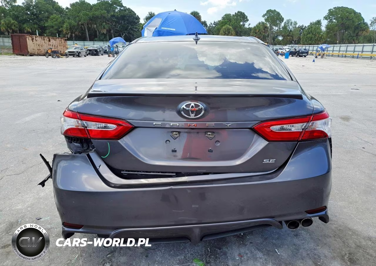 2020 Toyota Camry Se VIN:4T1G11AKXLU941112 - 6