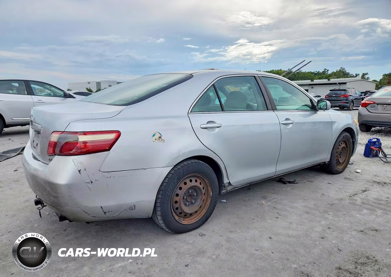 2007 Toyota Camry Le VIN:4T1BE46K27U556562 - 3