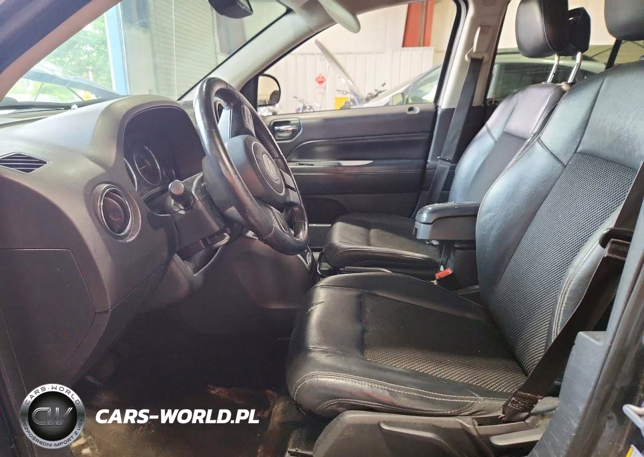 2014 Jeep Compass Latitude VIN:1C4NJDEB4ED892225 - 7