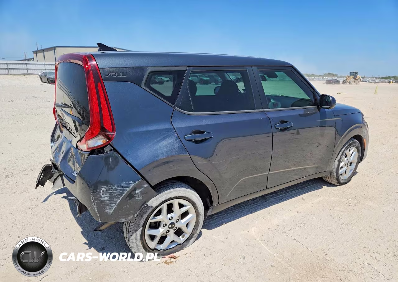2020 Kia Soul S VIN:KNDJ23AUXL7733332 - 3