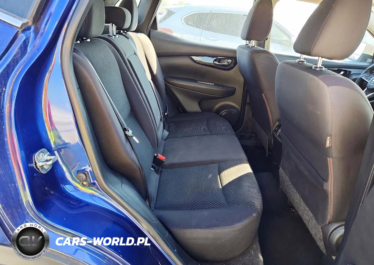 2018 Nissan Rogue Sport S VIN:JN1BJ1CR3JW282626 - 10
