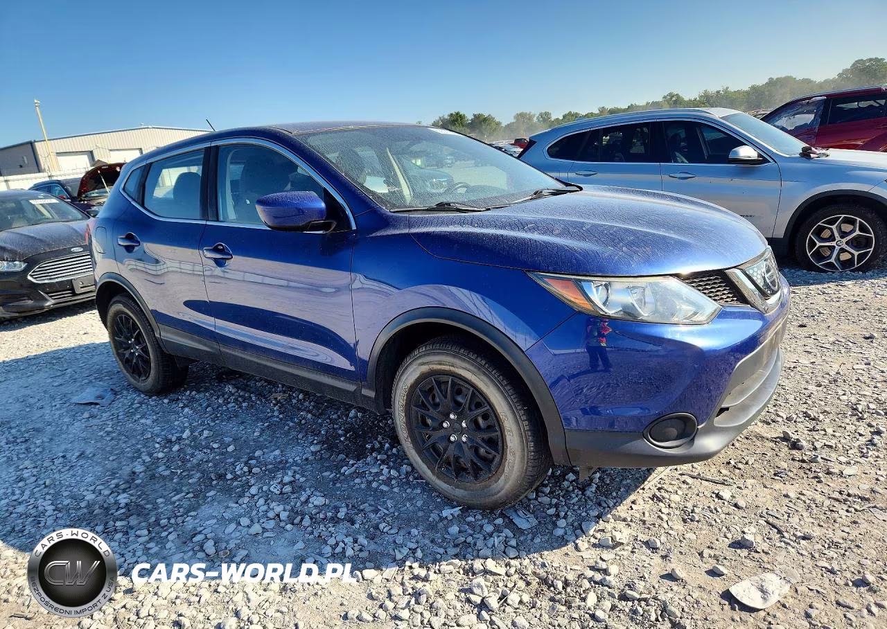 2018 Nissan Rogue Sport S VIN:JN1BJ1CR3JW282626 - 4