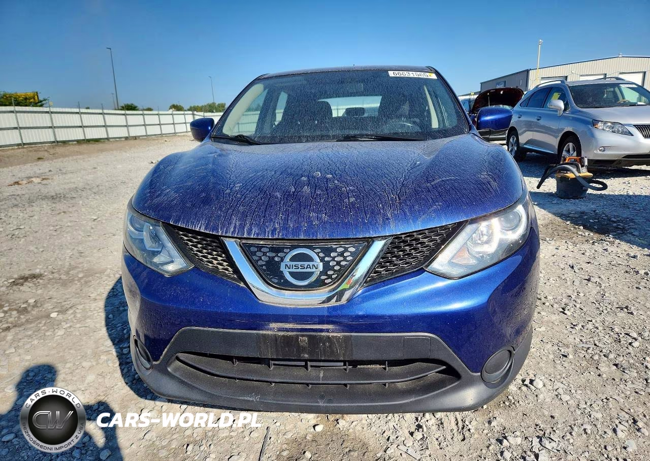 2018 Nissan Rogue Sport S VIN:JN1BJ1CR3JW282626 - 5