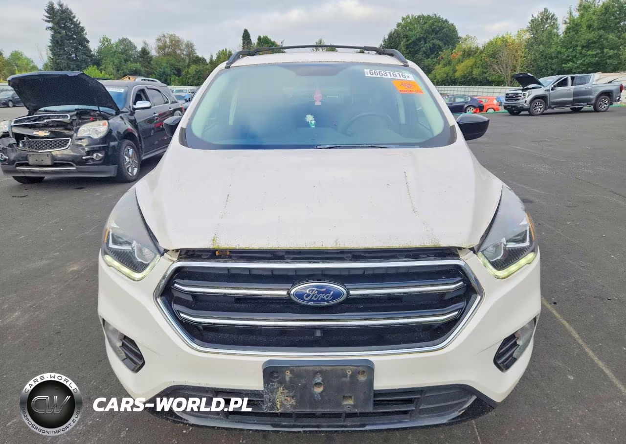 2018 Ford Escape Se VIN:1FMCU9GD9JUC10021 - 5