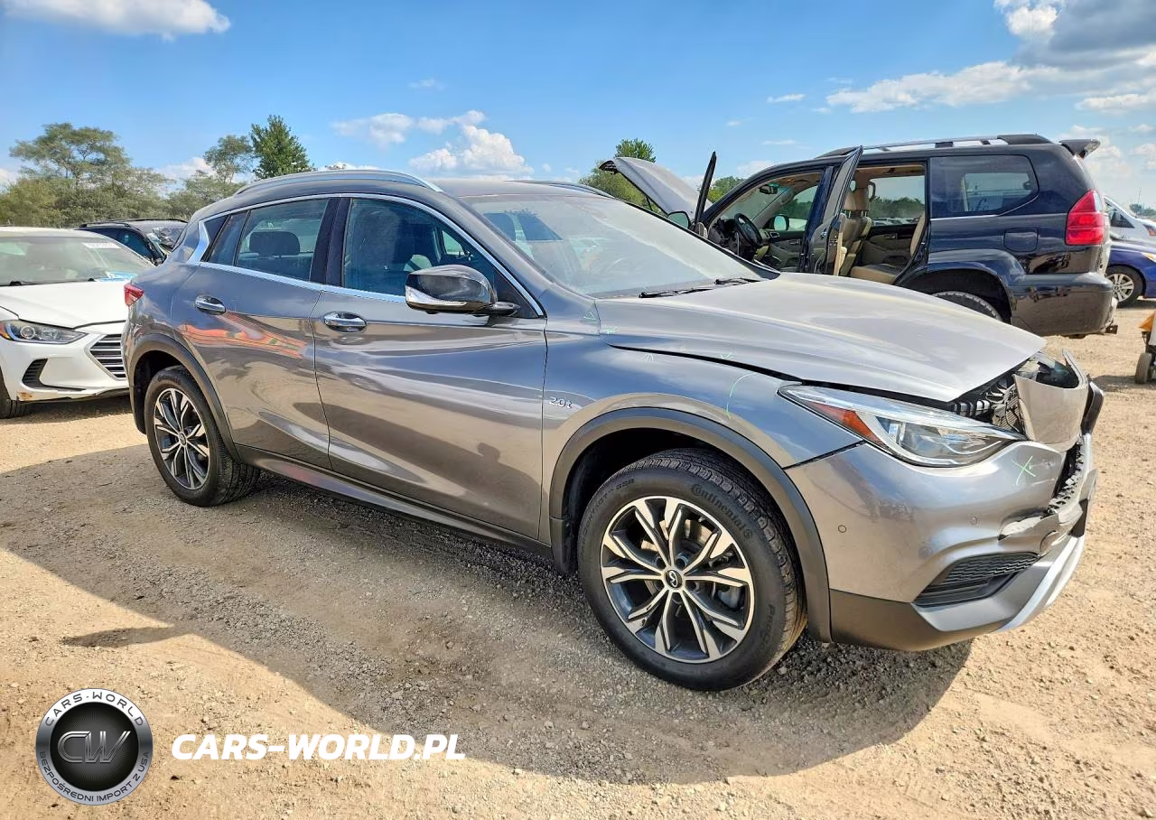 2019 Infiniti Qx30 Luxe VIN:SJKCH5CR7KA011570 - 4