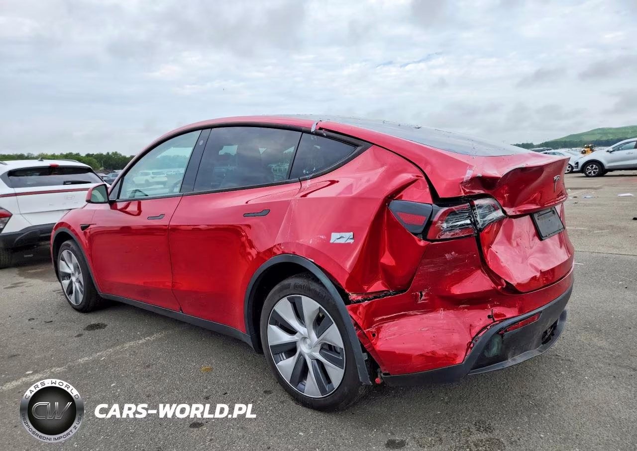 2022 Tesla Model Y VIN:7SAYGDEE1NF538633 - 2