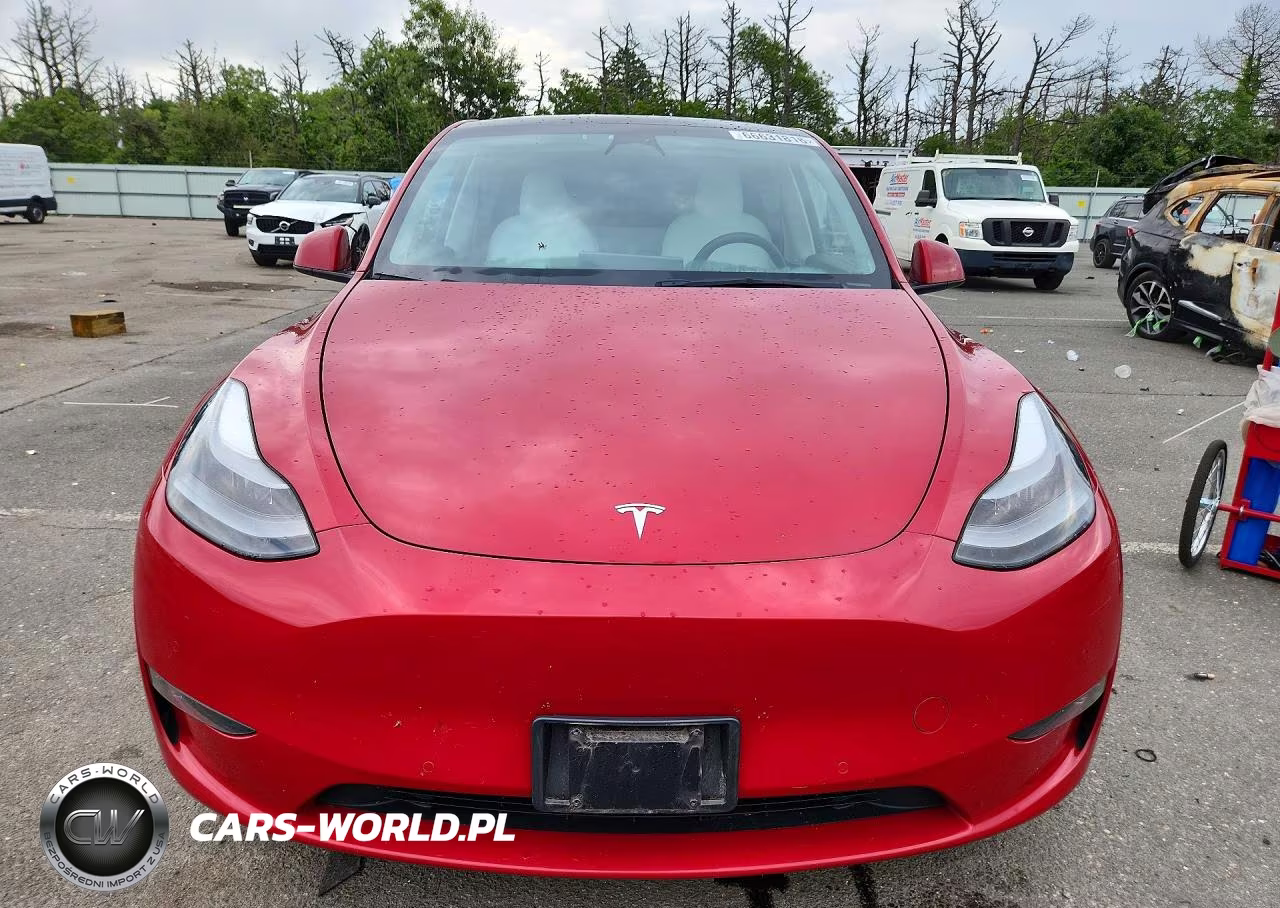 2022 Tesla Model Y VIN:7SAYGDEE1NF538633 - 5