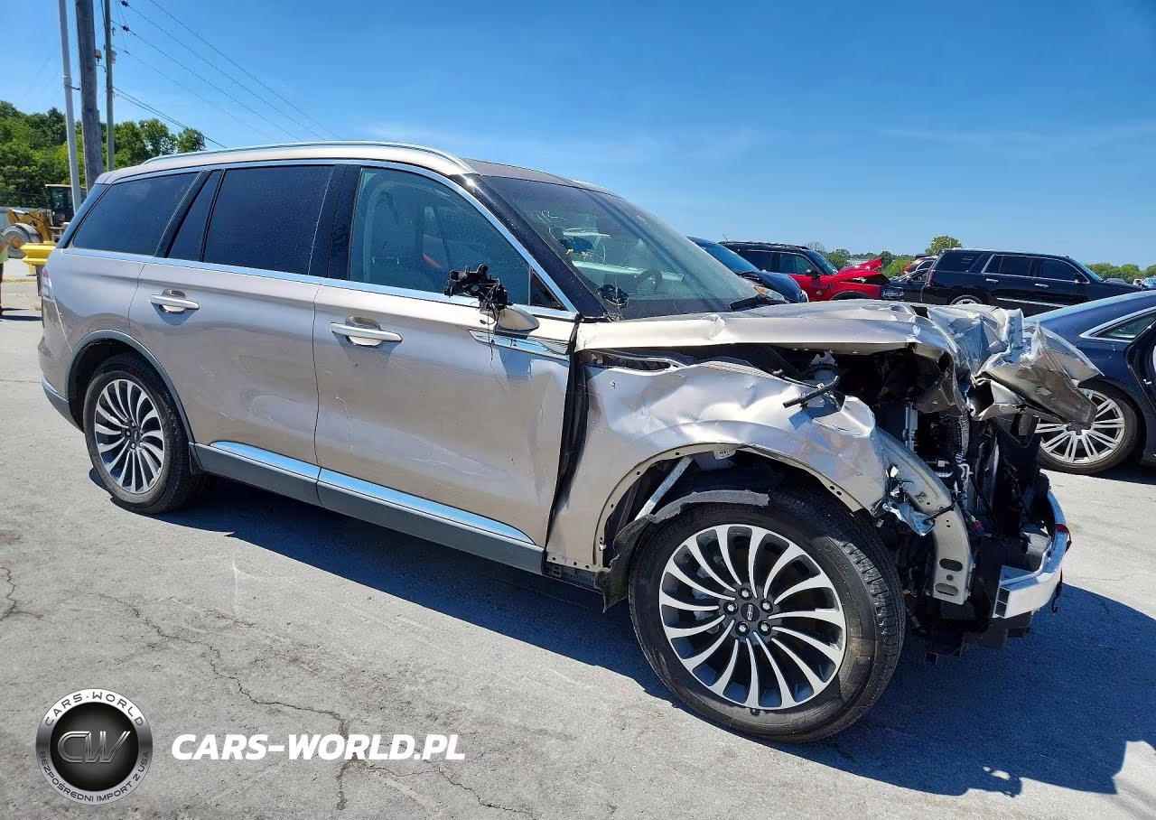 2021 Lincoln Aviator Reserve VIN:5LM5J7WC5MGL14424 - 4
