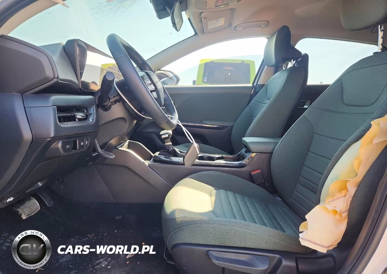 2025 Kia K4 Ex VIN:3KPFU4DE1SE069706 - 7