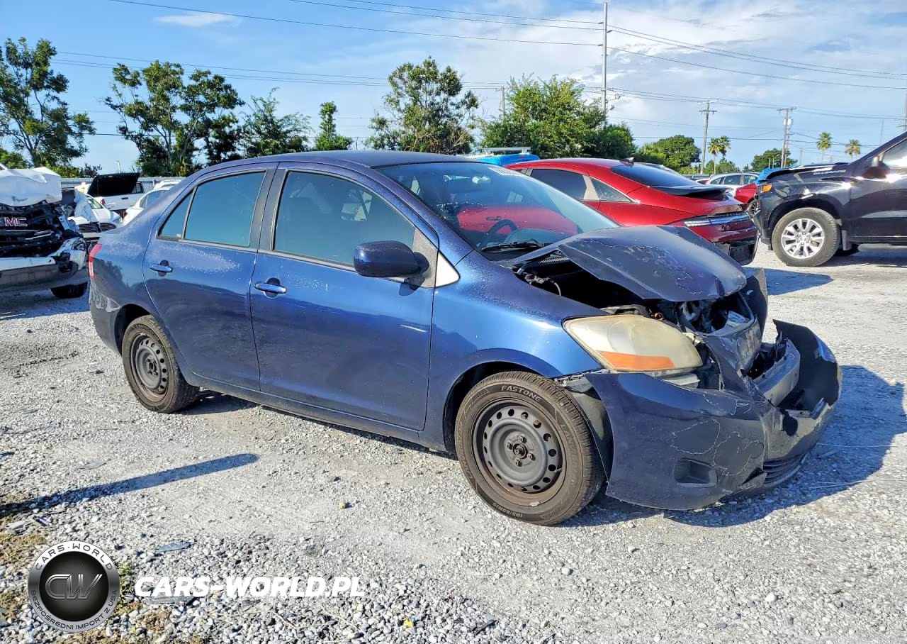 2008 Toyota Yaris Base VIN:JTDBT923X81230419 - 4