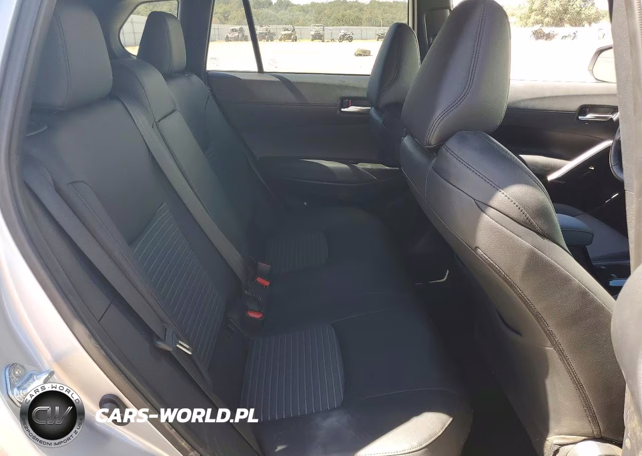 2025 Toyota Corolla Cross Hybrid Xse VIN:7MUFBABGXSV075962 - 10