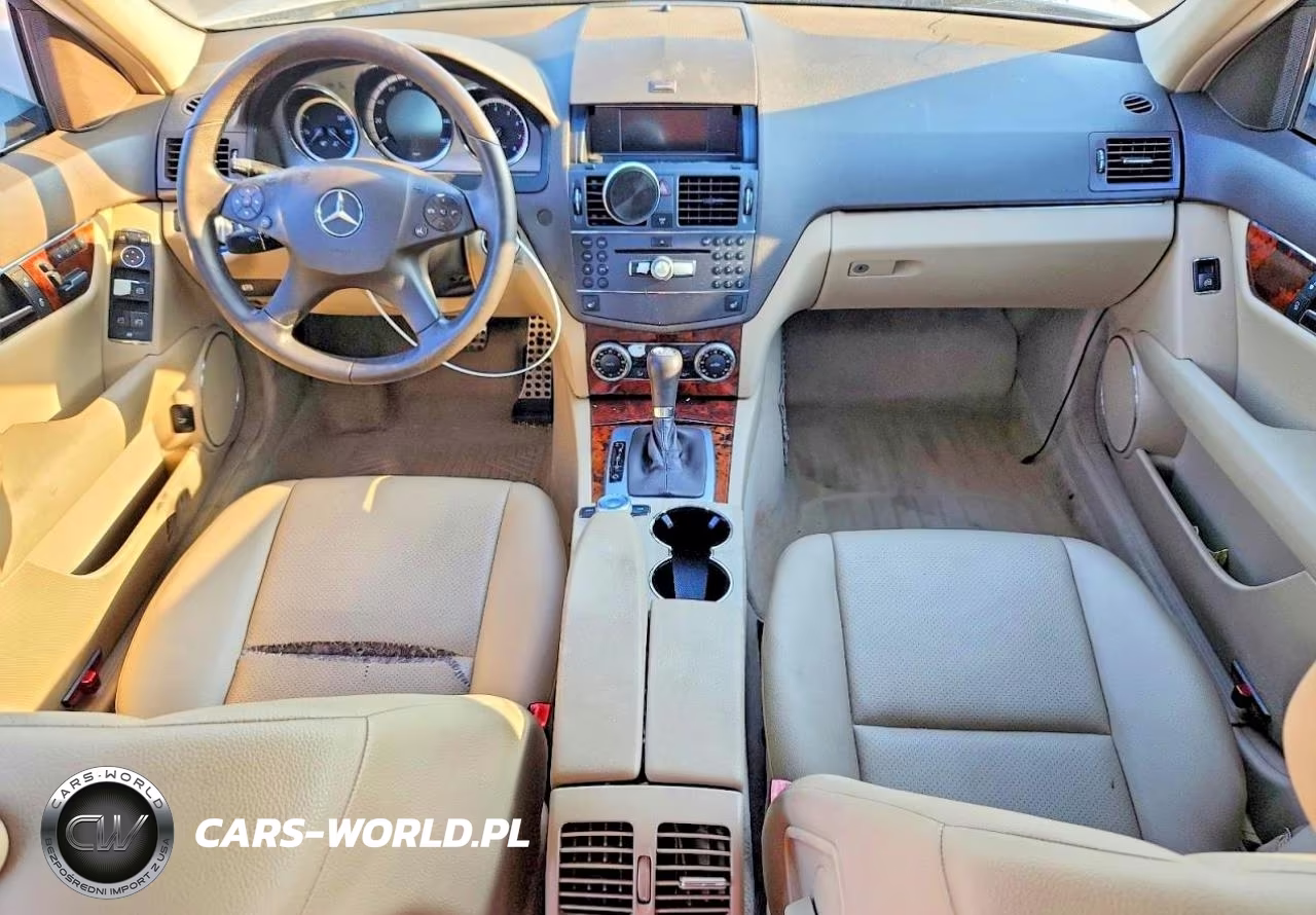 2010 Mercedes-Benz C 300 VIN:WDDGF5EB5AR108511 - 8