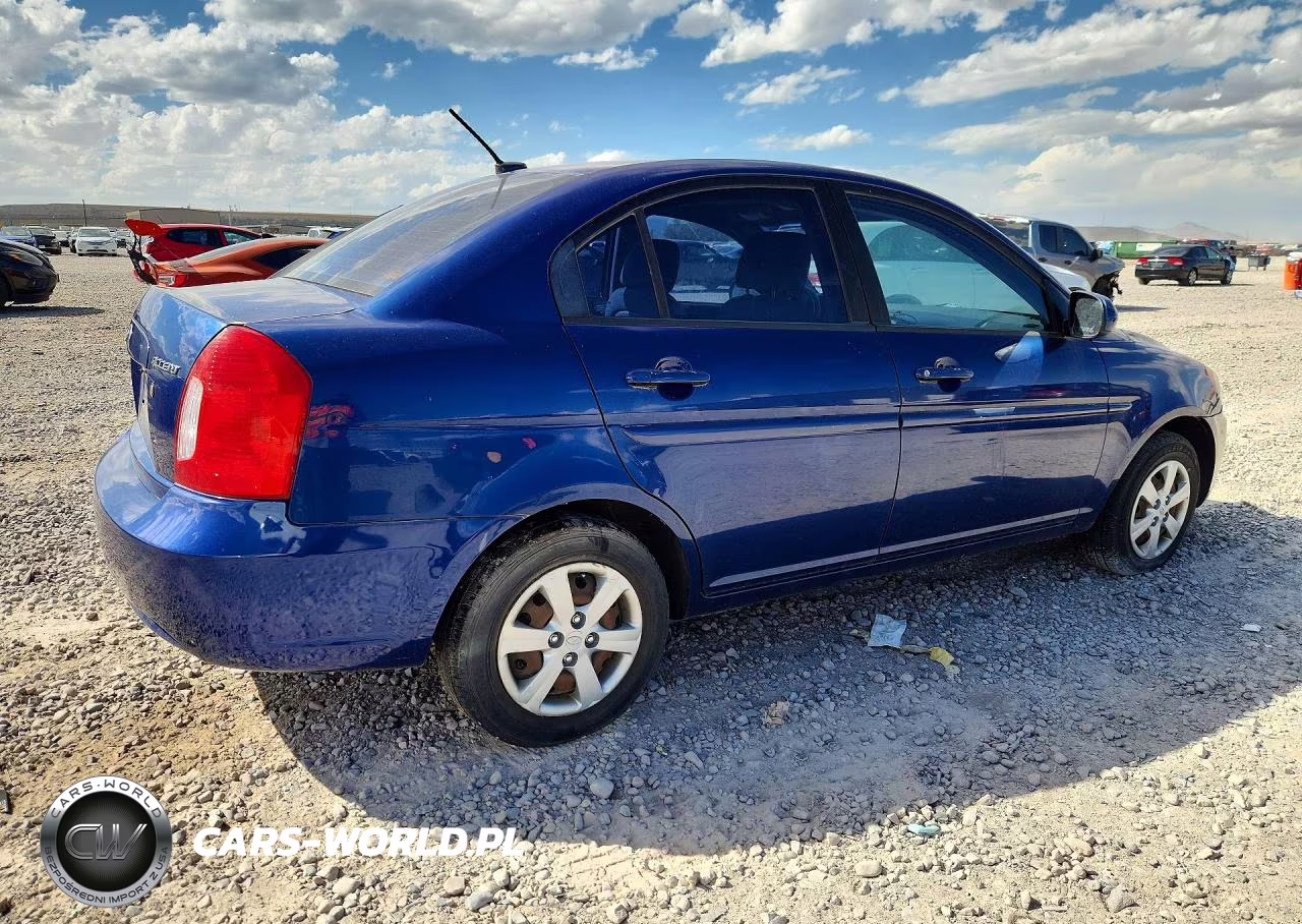2011 Hyundai Accent Gls VIN:KMHCN4AC4BU613731 - 3