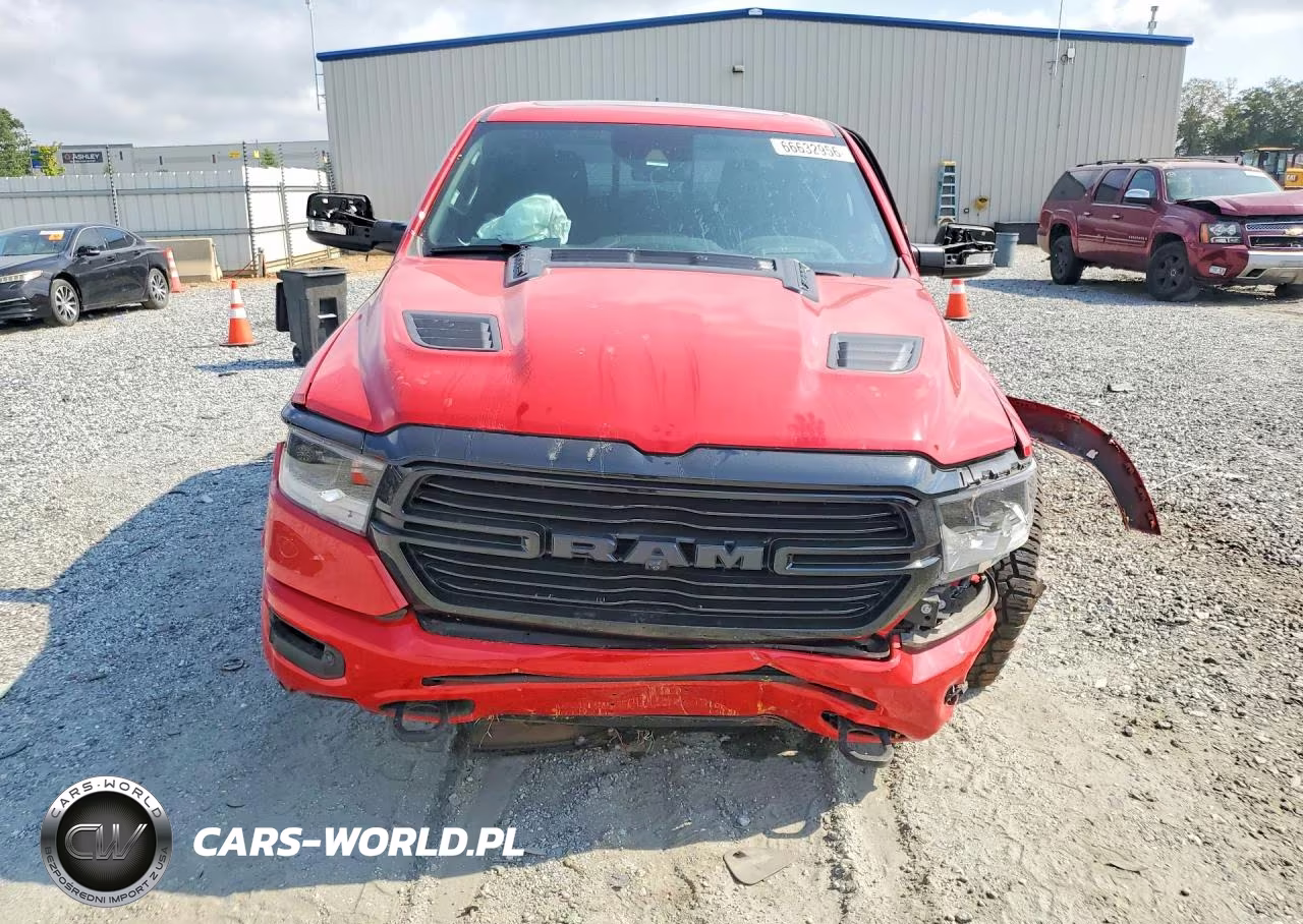 2021 Ram 1500 Laramie VIN:1C6SRFJT4MN688661 - 5