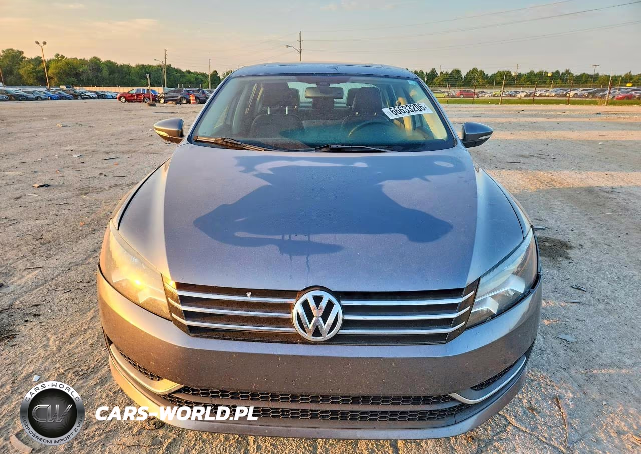 2012 Volkswagen Passat Se VIN:1VWBH7A38CC036196 - 5