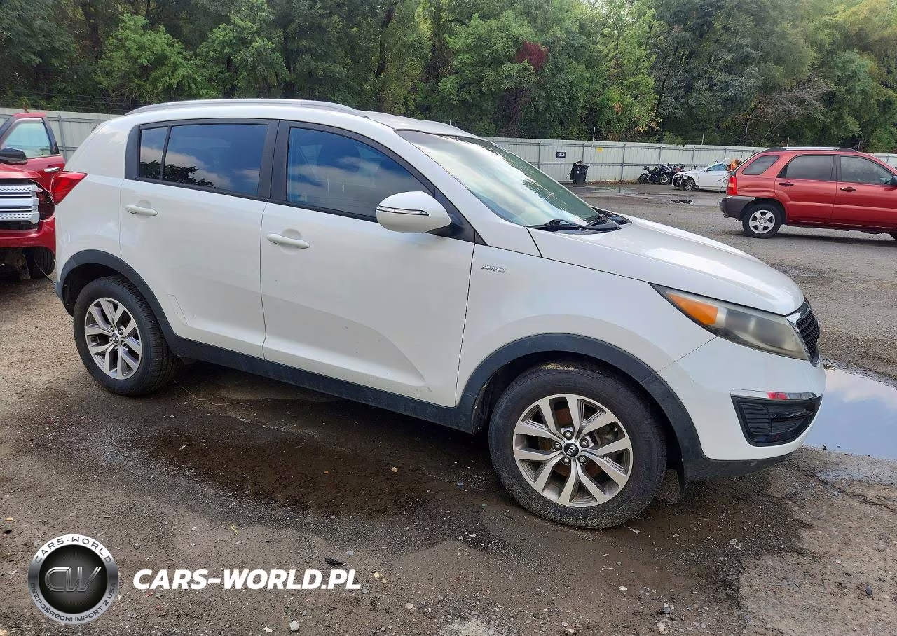 2015 Kia Sportage Lx VIN:KNDPBCAC3F7767750 - 4