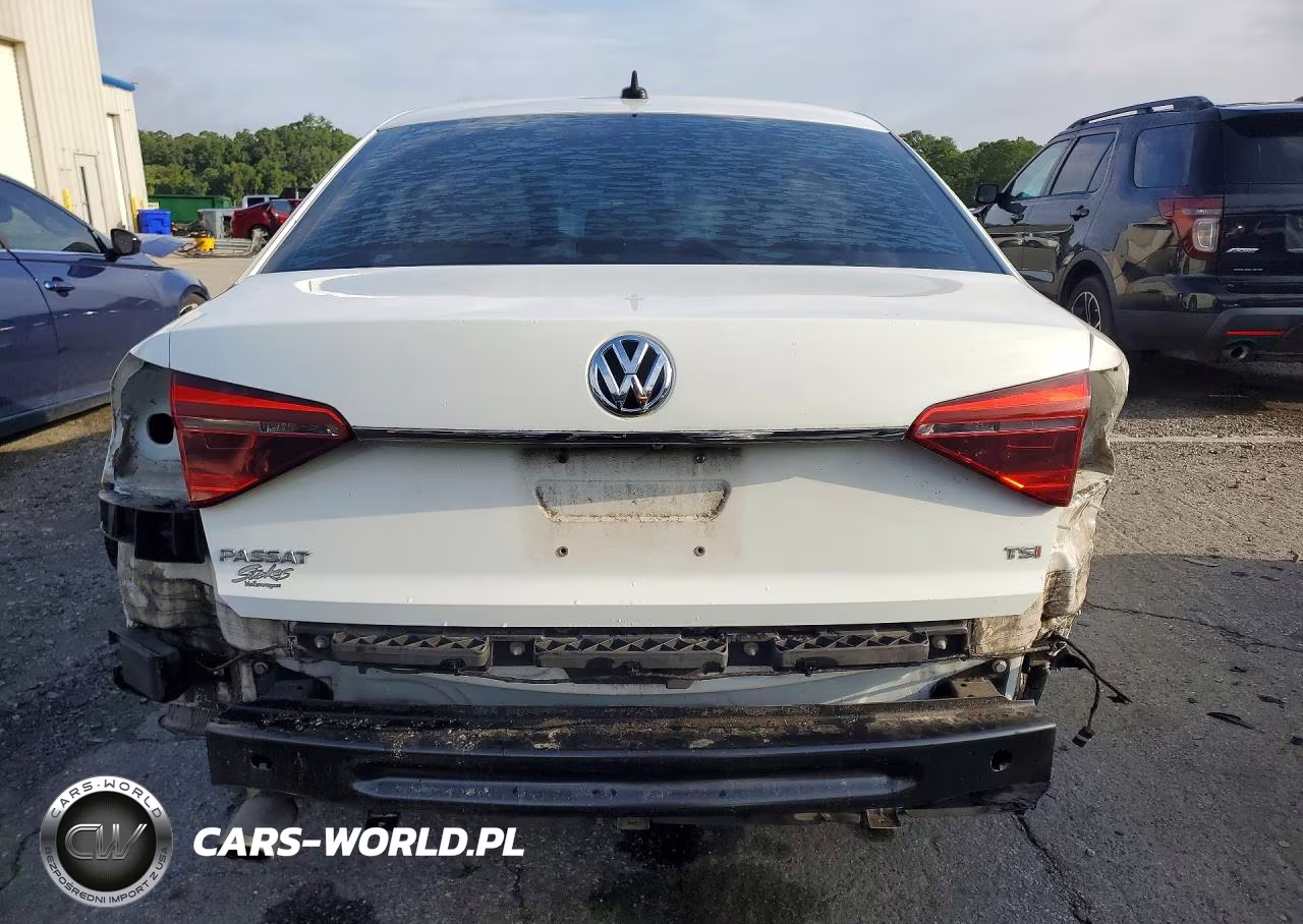 2017 Volkswagen Passat R-Line VIN:1VWDT7A32HC075235 - 6