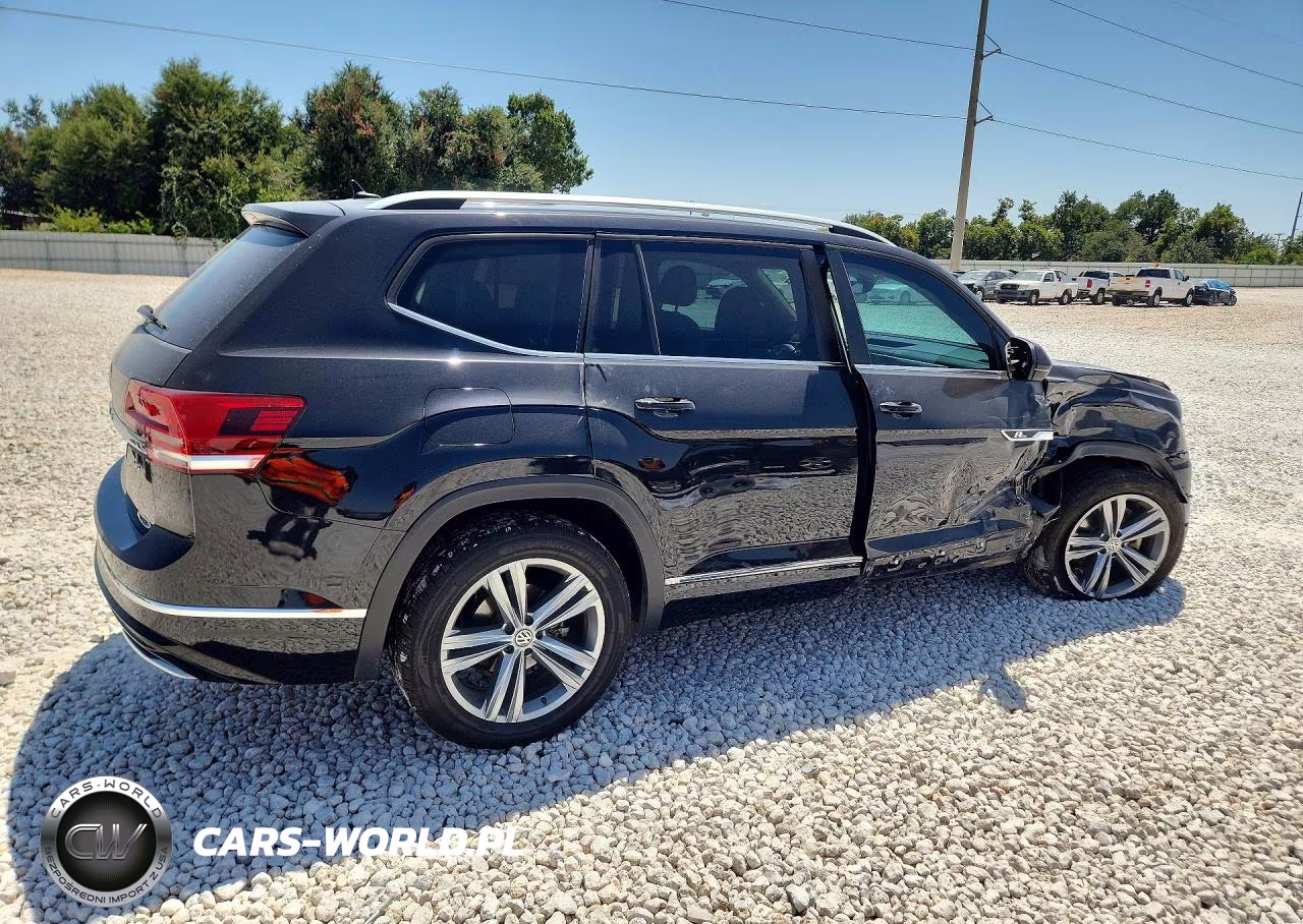 2018 Volkswagen Atlas Sel VIN:1V2SR2CA4JC562917 - 3