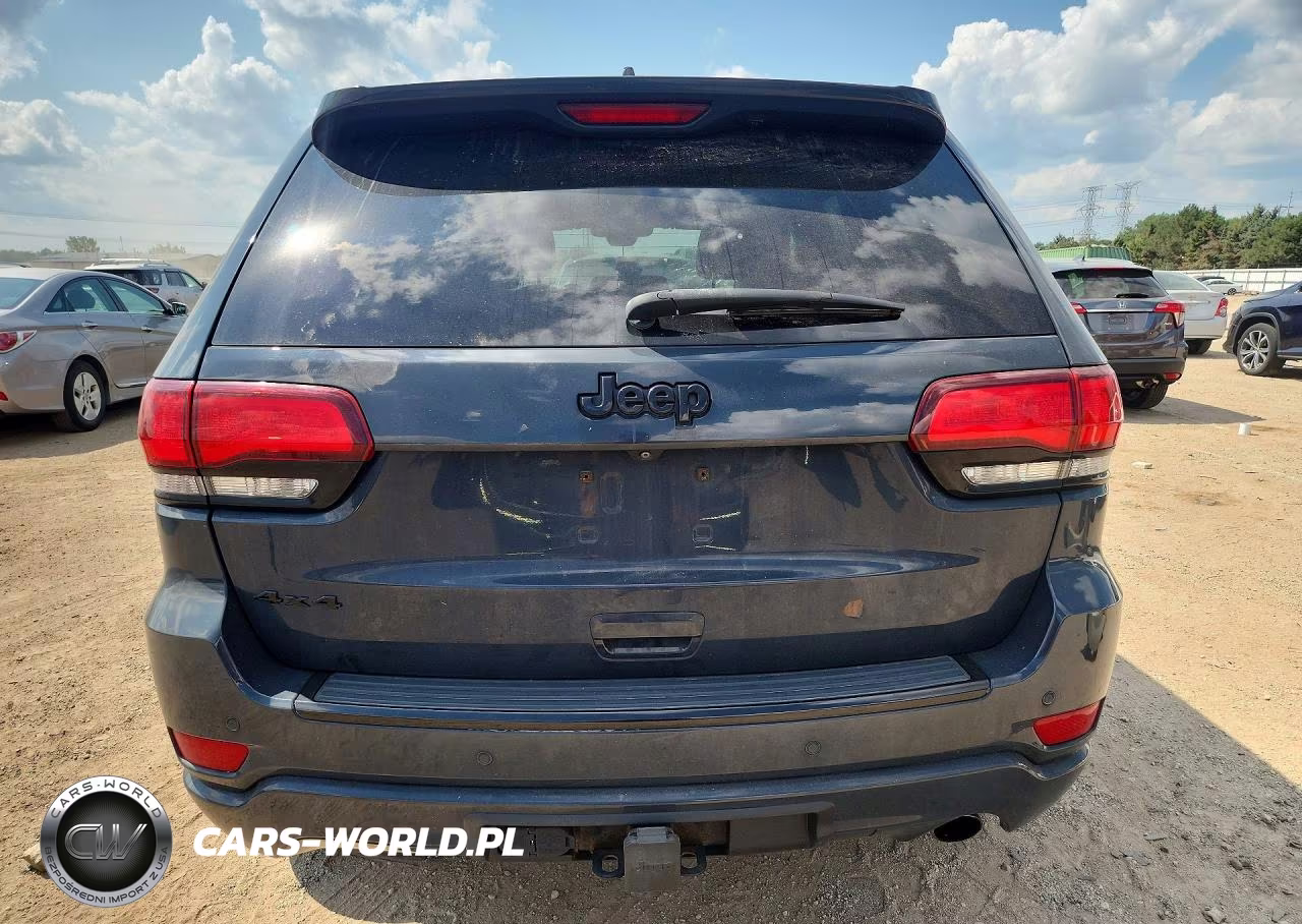 2017 Jeep Grand Cherokee Laredo VIN:1C4RJFAG7HC792127 - 6