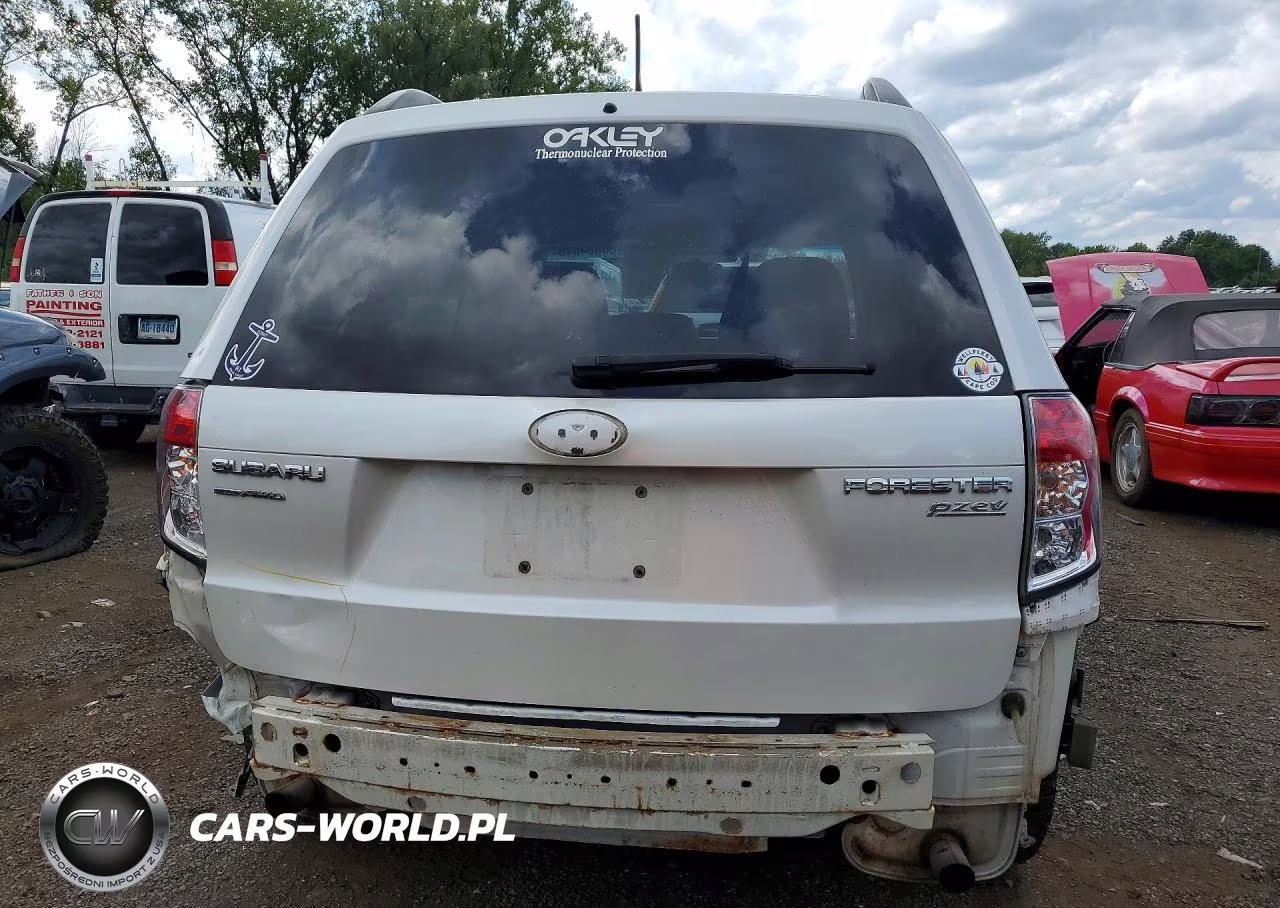 2011 Subaru Forester 2.5X Premium VIN:JF2SHADC8BH755821 - 6