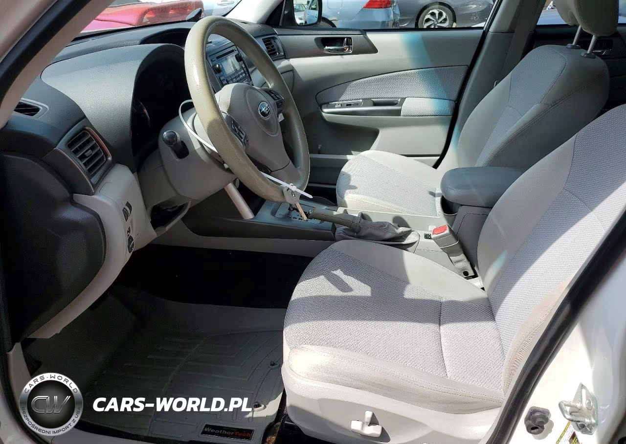 2011 Subaru Forester 2.5X Premium VIN:JF2SHADC8BH755821 - 7