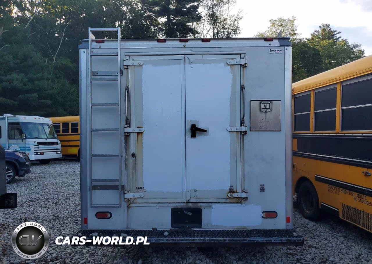 2018 Chevrolet Express Delivery Truck VIN:1GB3GRCG9J1200686 - 6