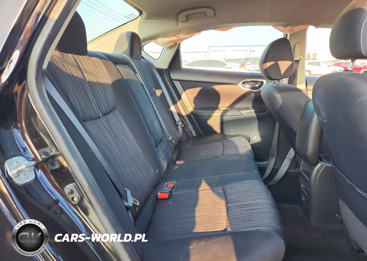 2018 Nissan Sentra Sv VIN:3N1AB7AP4JL661816 - 10