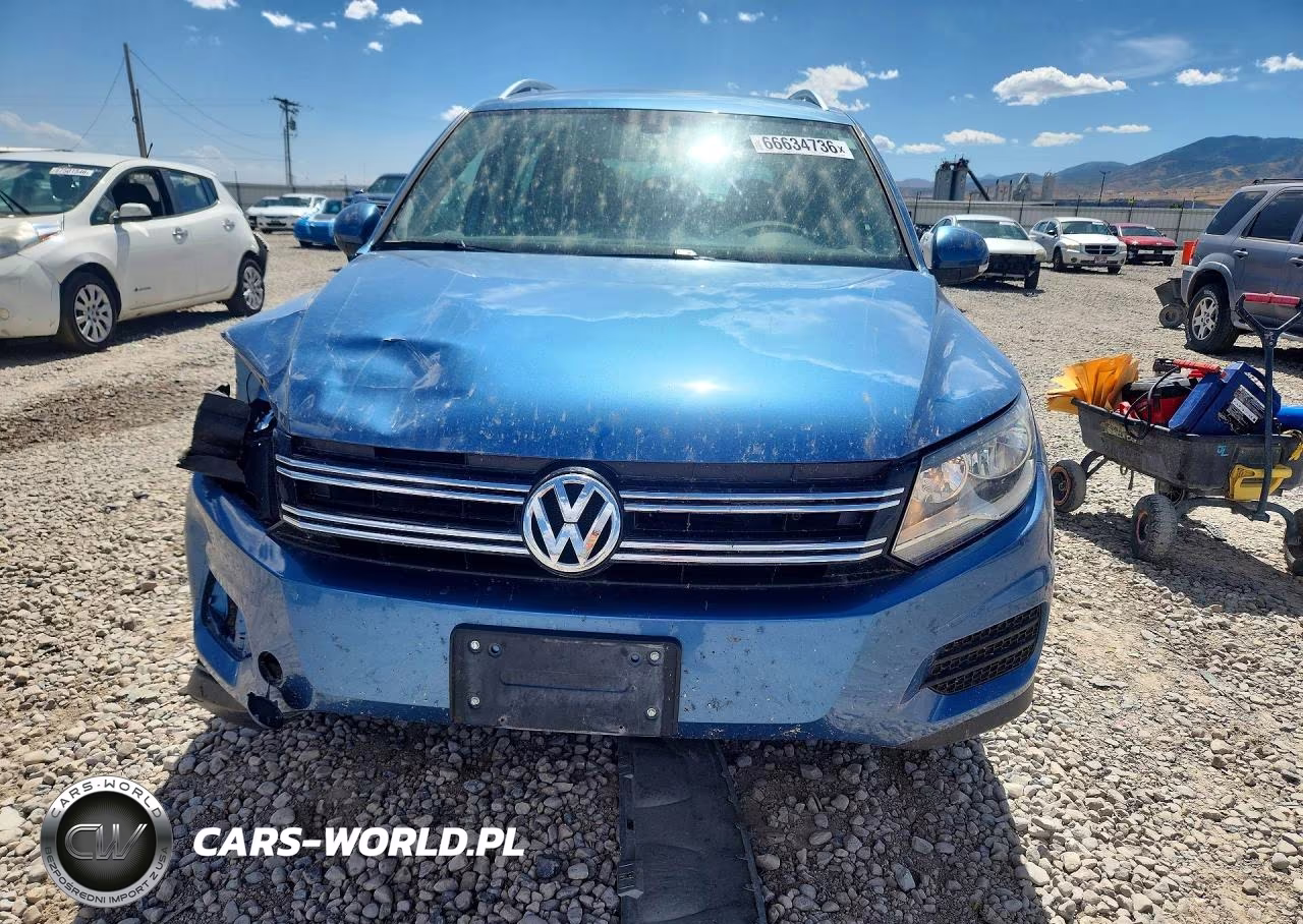 2017 Volkswagen Tiguan Wolfsburg VIN:WVGRV7AX6HK003039 - 5