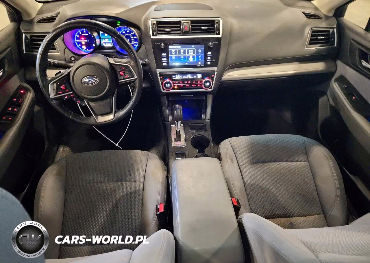 2018 Subaru Legacy 2.5I Premium VIN:4S3BNAC68J3003843 - 8