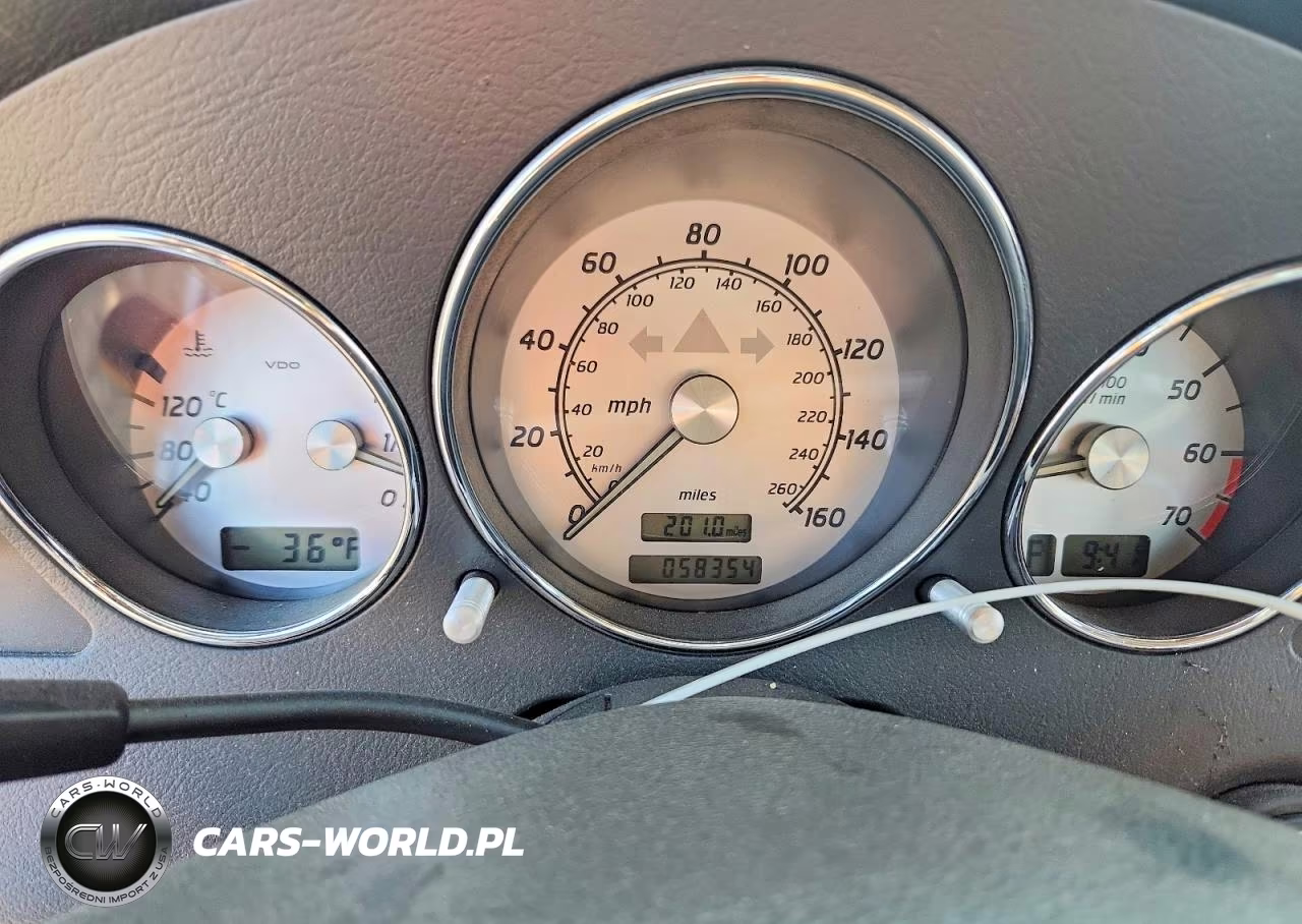 2004 Mercedes-Benz Slk 320 VIN:WDBKK65F74F304737 - 9