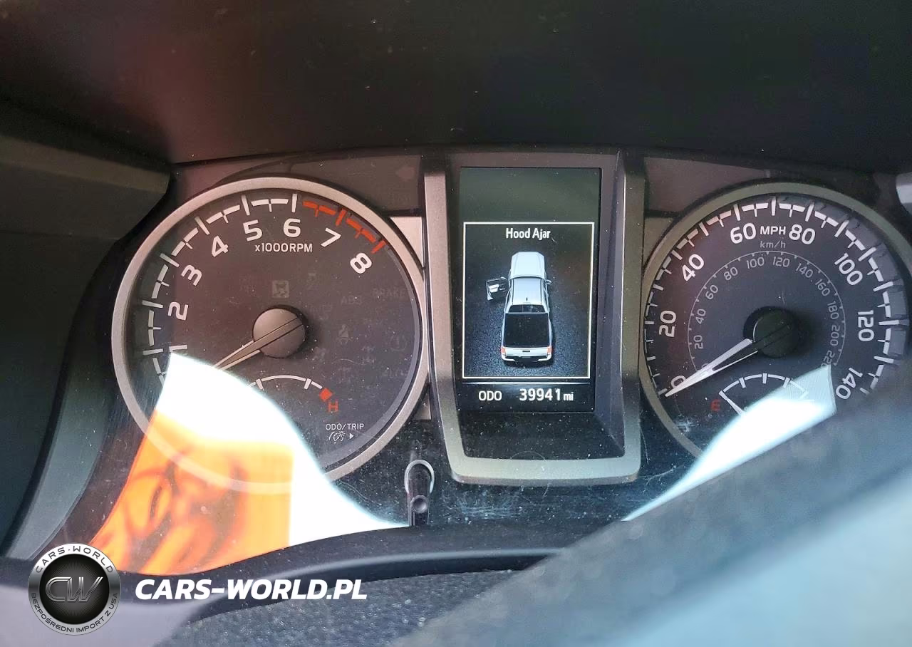 2023 Toyota Tacoma Trd Off-Road VIN:3TMCZ5AN7PM570479 - 9