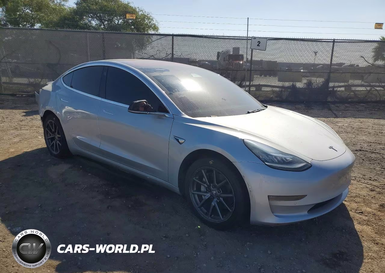 2018 Tesla Model 3 VIN:5YJ3E1EA9JF162539 - 4