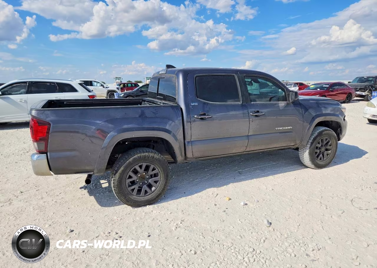 2021 Toyota Tacoma Sr5 V6 VIN:5TFAZ5CN1MX105464 - 3