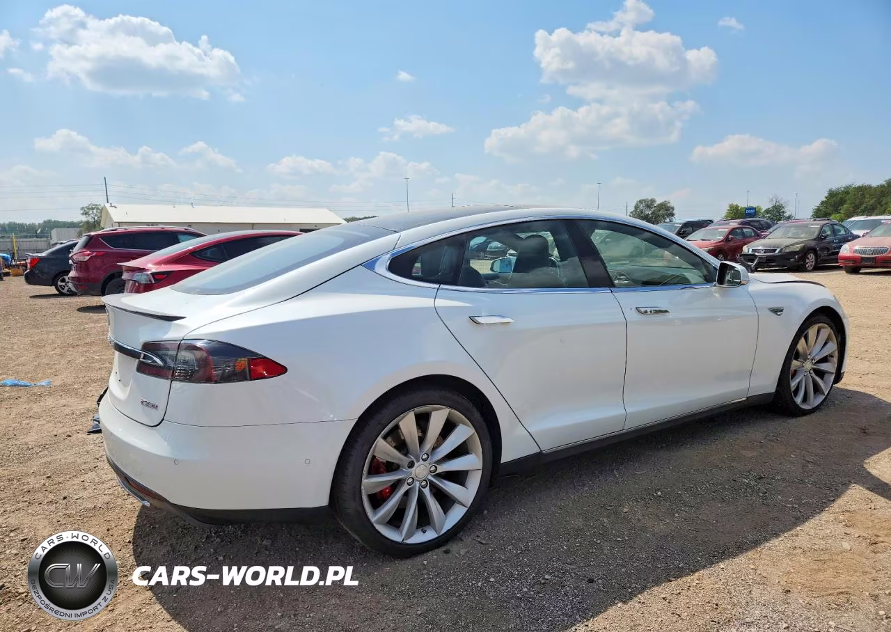 2016 Tesla Model S VIN:5YJSA1E44GF128342 - 3