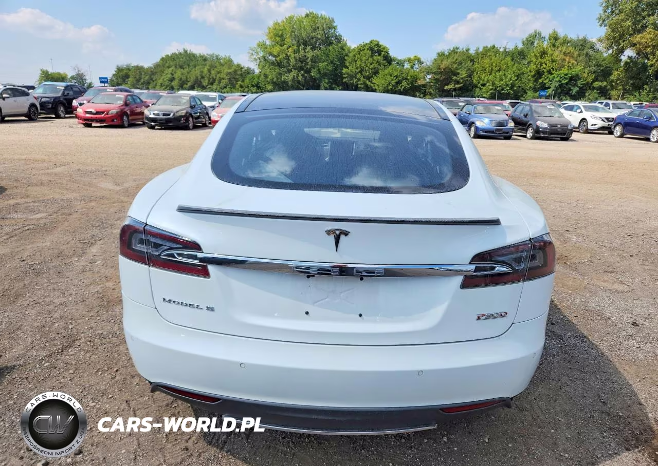 2016 Tesla Model S VIN:5YJSA1E44GF128342 - 6
