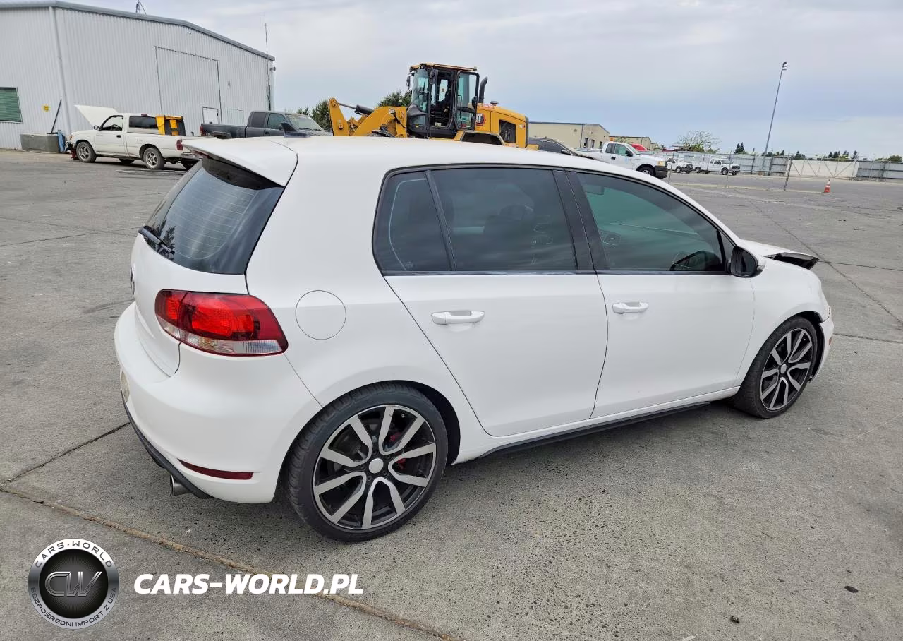 2013 Volkswagen Gti VIN:WVWHD7AJ8DW118663 - 3