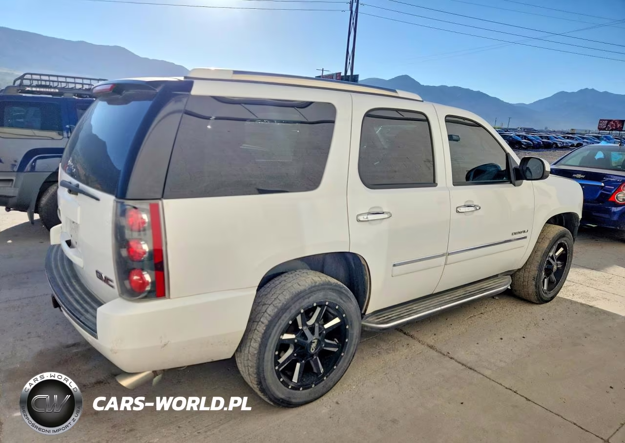 2012 GMC Yukon Denali VIN:1GKS2EEF2CR273927 - 3