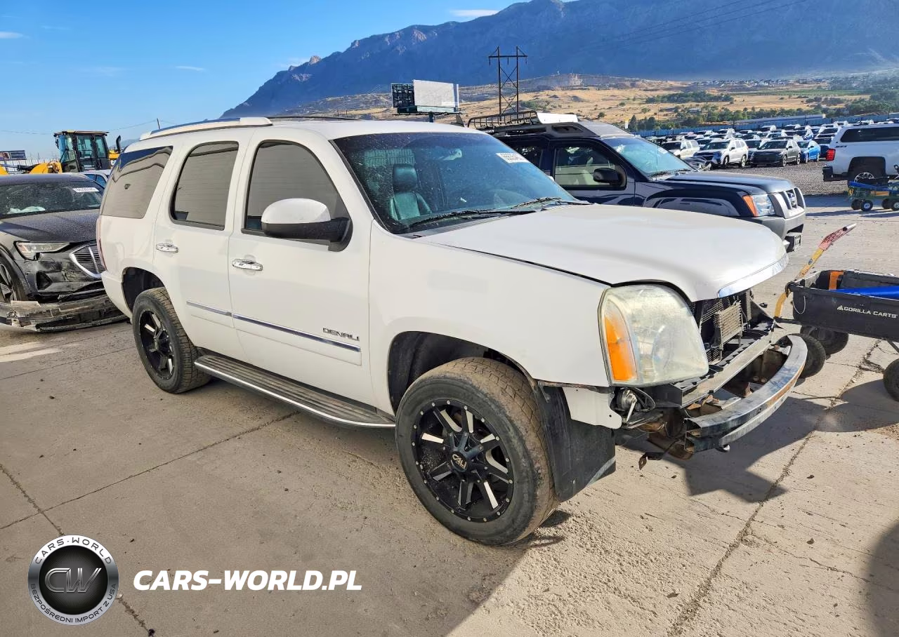 2012 GMC Yukon Denali VIN:1GKS2EEF2CR273927 - 4