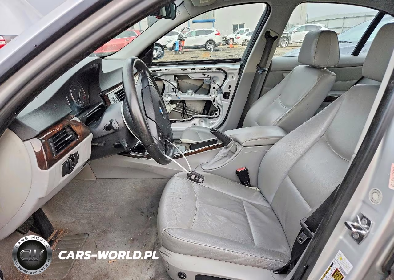 2008 BMW 328 Xi VIN:WBAVC93548K040457 - 7