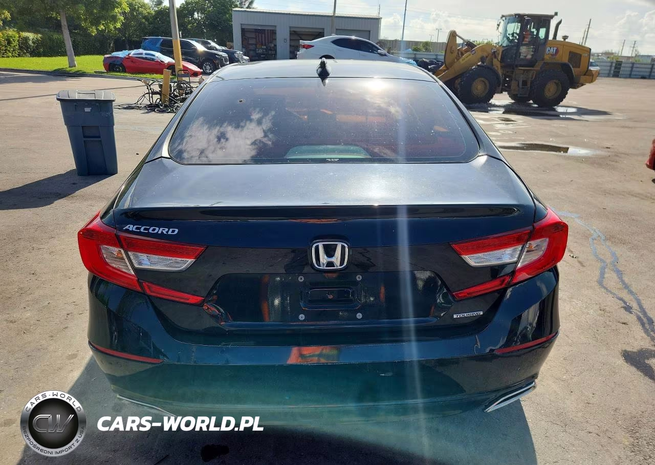 HONDA ACCORD VIN:1HGCV1F94JA028732 - 6