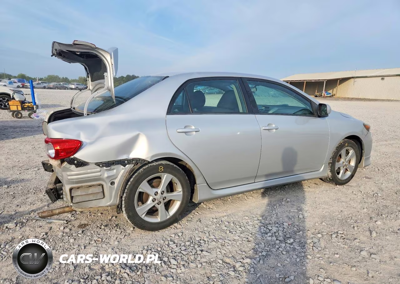 2013 Toyota Corolla S VIN:5YFBU4EE4DP144333 - 3