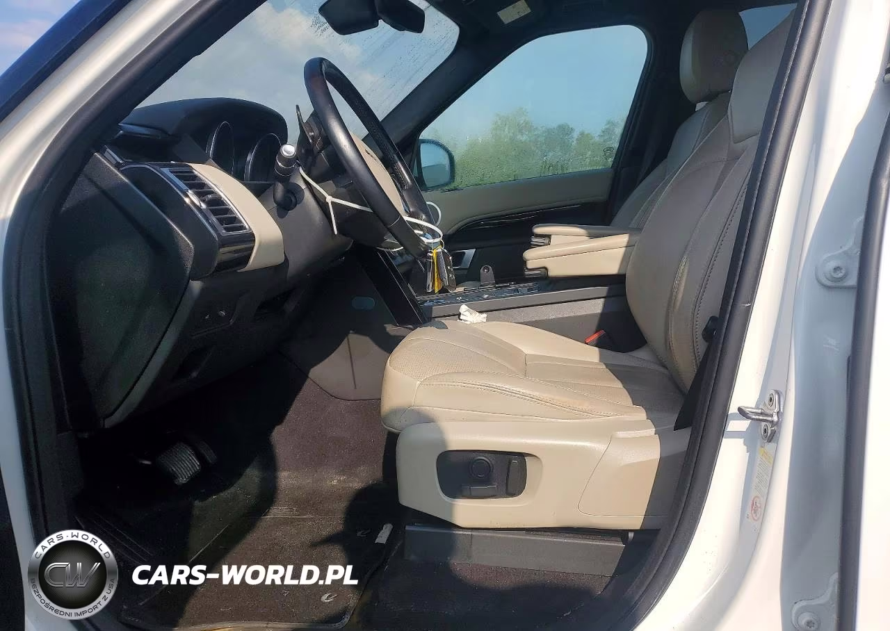 2020 Land Rover Discovery Se VIN:SALRG2RV8L2425965 - 7