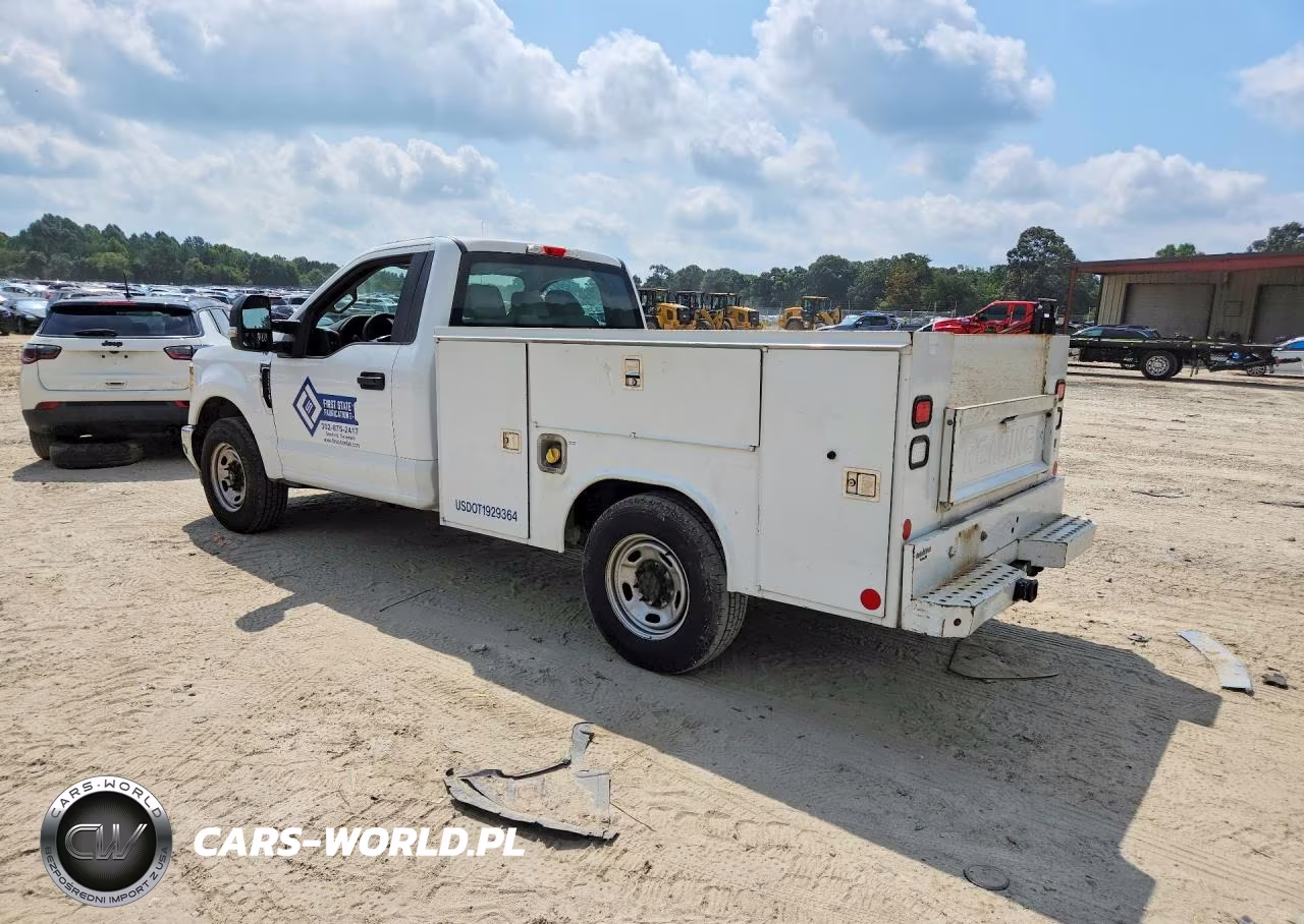2017 Ford F250 Super Duty VIN:1FDBF2A60HEB15018 - 2