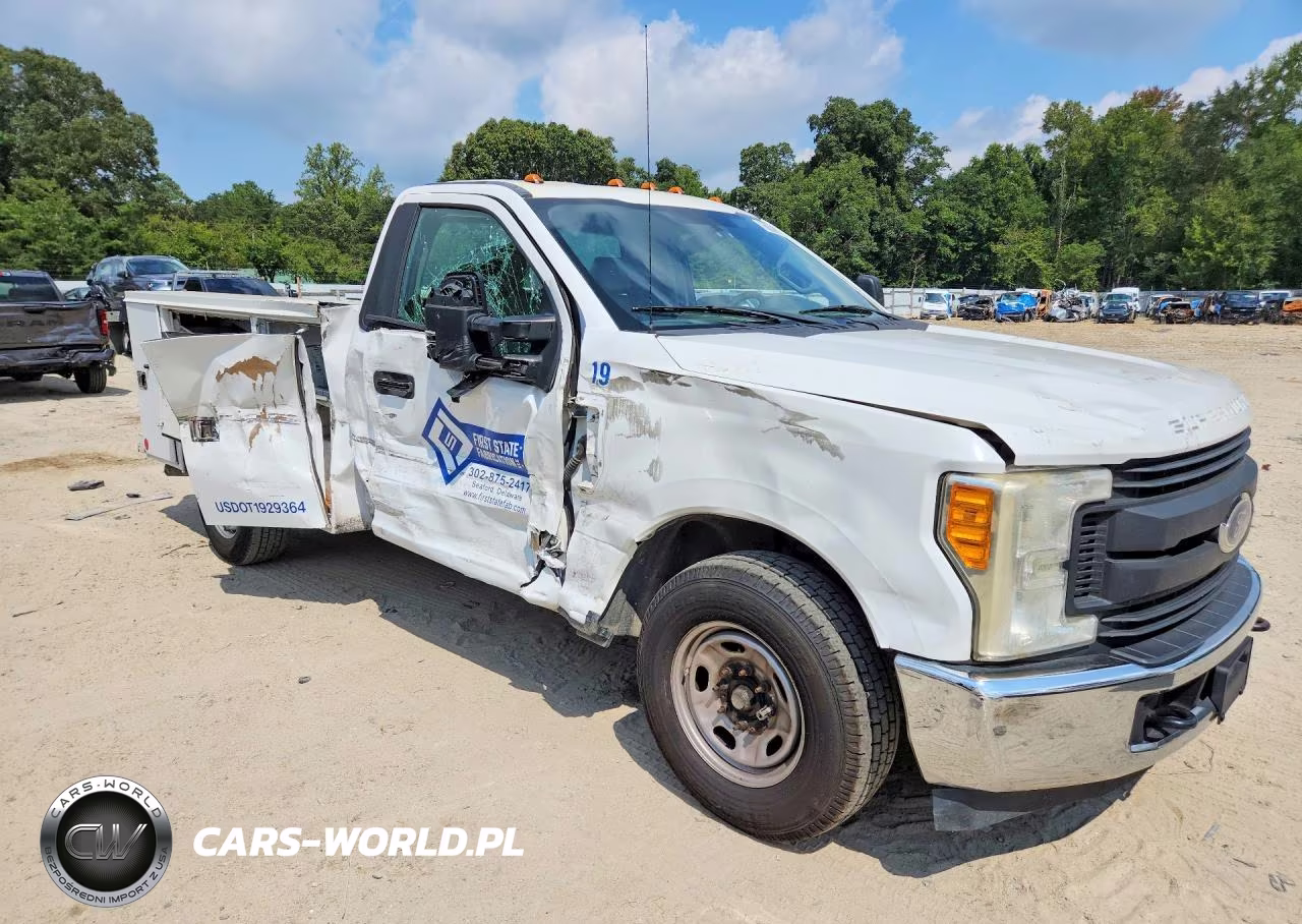 2017 Ford F250 Super Duty VIN:1FDBF2A60HEB15018 - 4