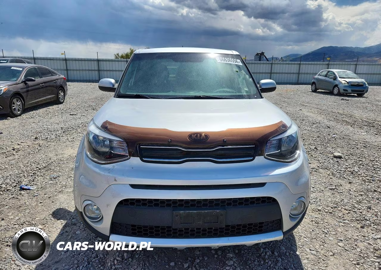 2018 Kia Soul + VIN:KNDJP3A55J7564862 - 5