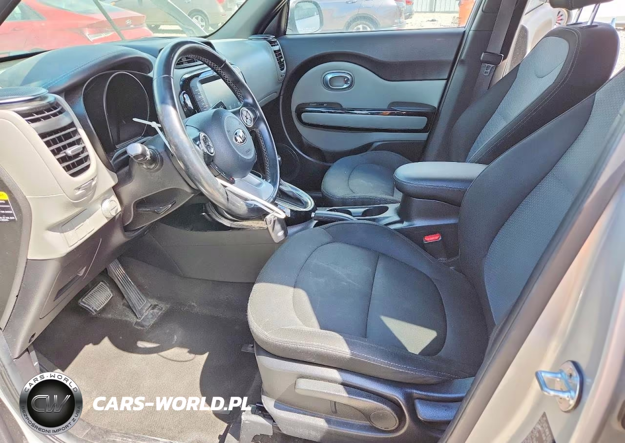 2018 Kia Soul + VIN:KNDJP3A55J7564862 - 7