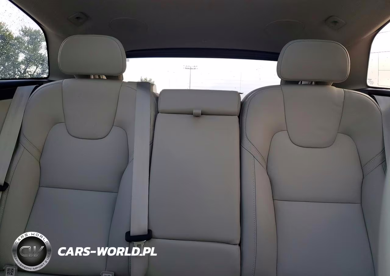 2026 Volvo Xc60 Ultra VIN:YV4M12RM0T1334573 - 10
