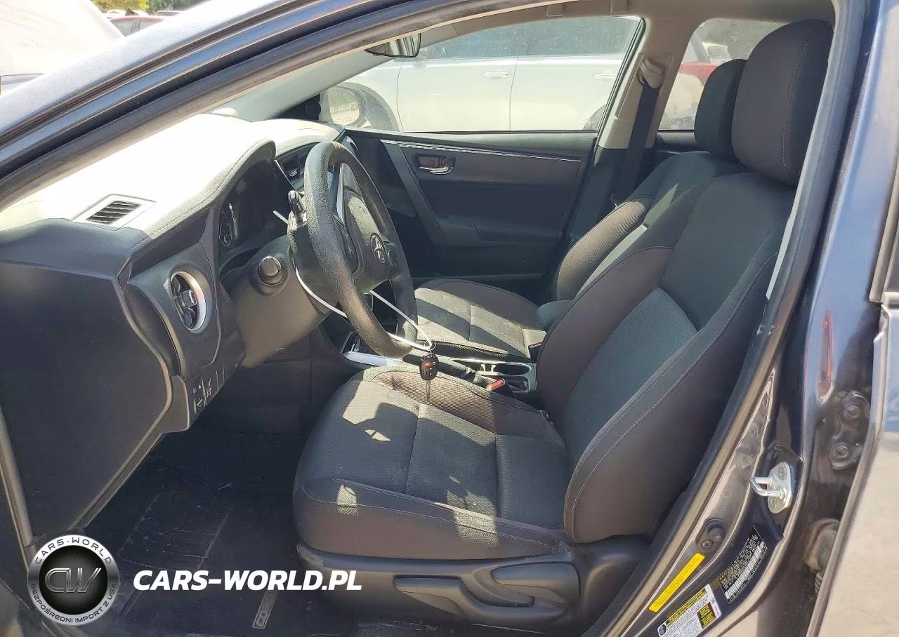 2019 Toyota Corolla Le VIN:5YFBURHE3KP945437 - 7